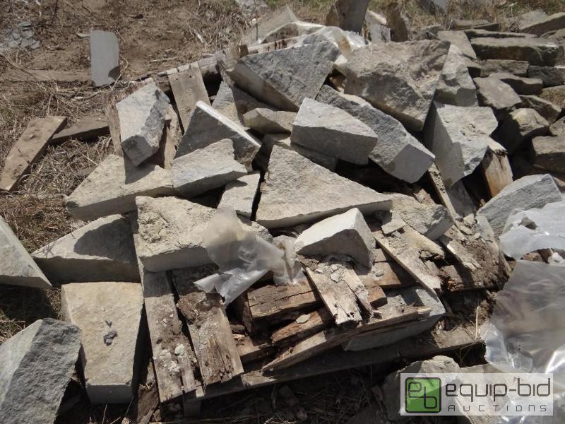 lot 2214 image: 4 Pallets of various size landscaping rock.  ...