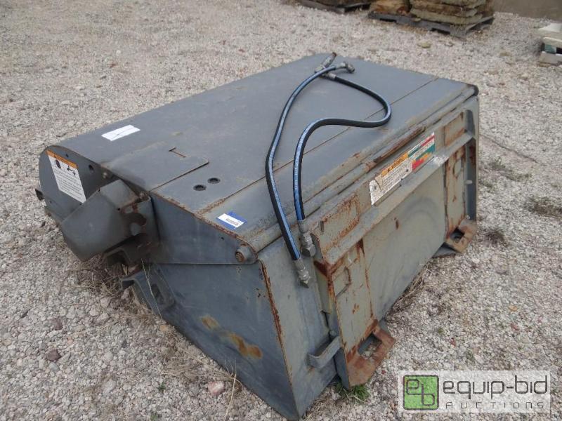 lot 2261 image: Skid loader brushsweeper attachment.&nbsp...
