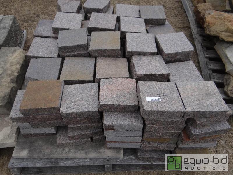 lot 2276 image: Pallet of square granite pieces.   Skid loa...