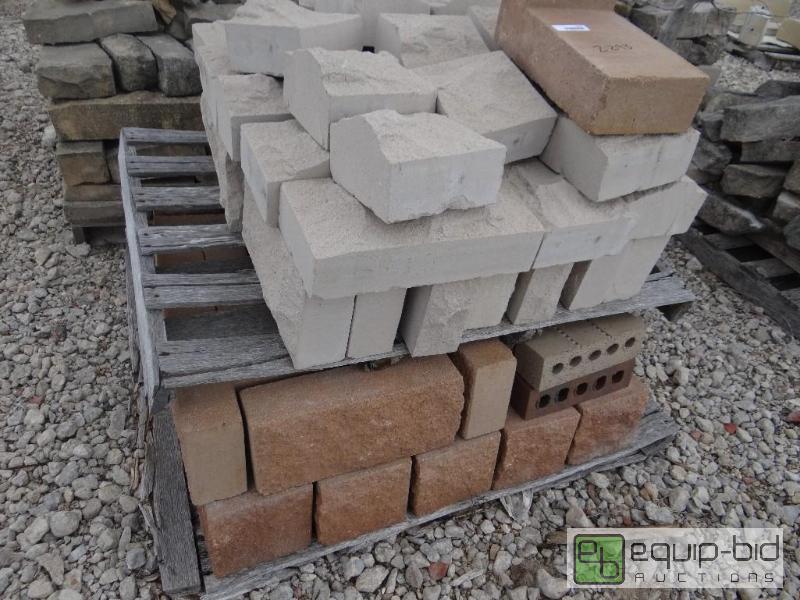 lot 2293 image: &nbspPallet of various size landscape stone...