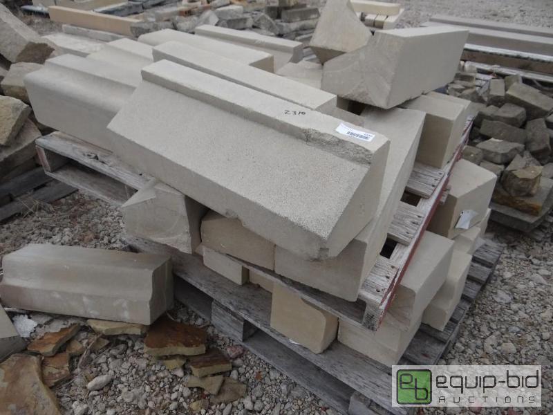 lot 2310 image: 3 Pallets of various size landscape stoneroc...
