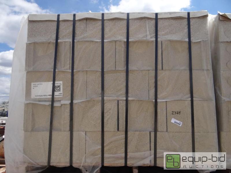 lot 2364 image: Pallet of new trendstone cinder blockbuildin...
