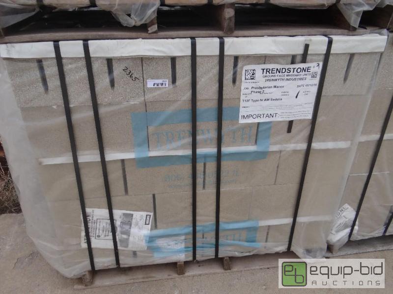 lot 2365 image: Pallet of new trendstone cinder blockbuildin...