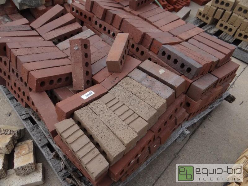 lot 2644 image: 3 Pallet of brickbuilding block.  Skid loa...