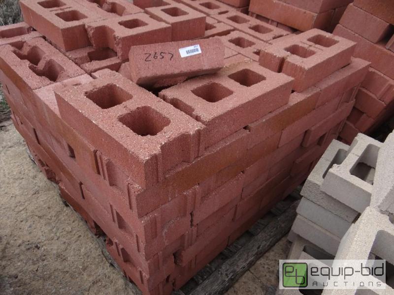 lot 2657 image: 1 Pallet of brickbuilding block.  Skid loa...