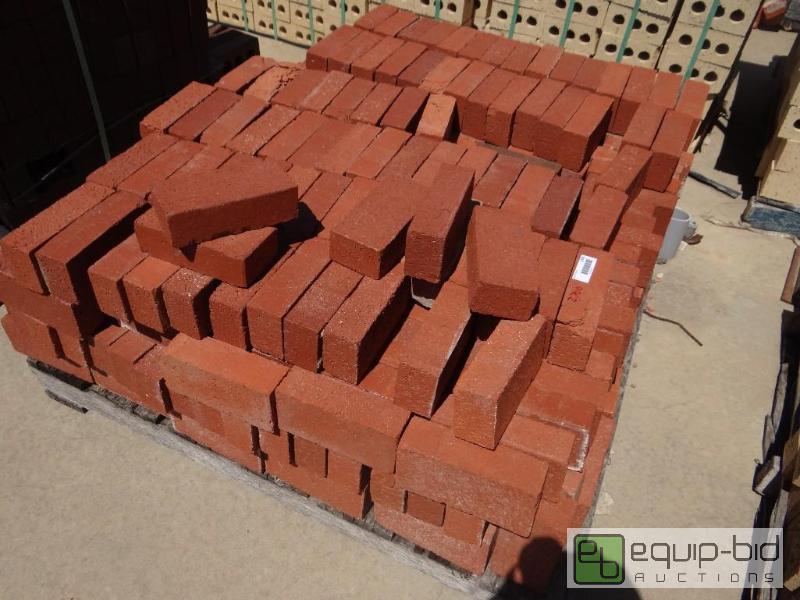 lot 2700 image: 1 Pallet of brickbuilding block.  Skid loa...
