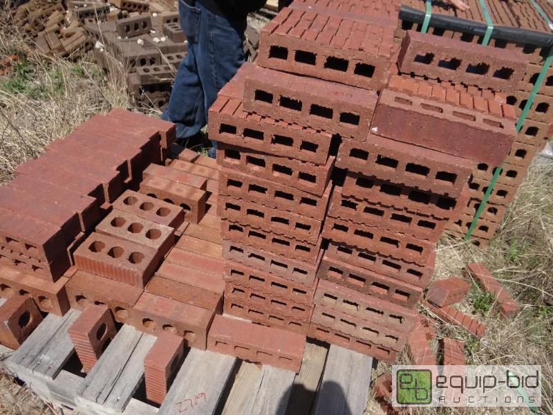 lot 2719 image: 1 Pallet of brickbuilding block.  Skid loa...