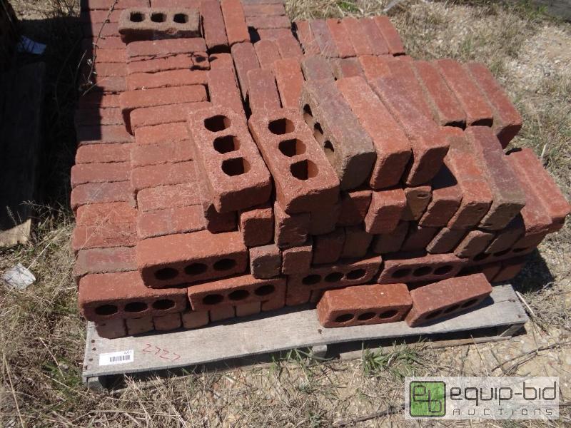 lot 2727 image: 1 Pallet of brickbuilding block.  Skid loa...