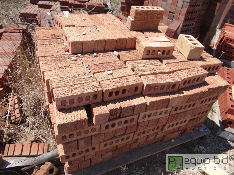 lot 2730 image: 1 Pallet of brickbuilding block.  Skid loa...
