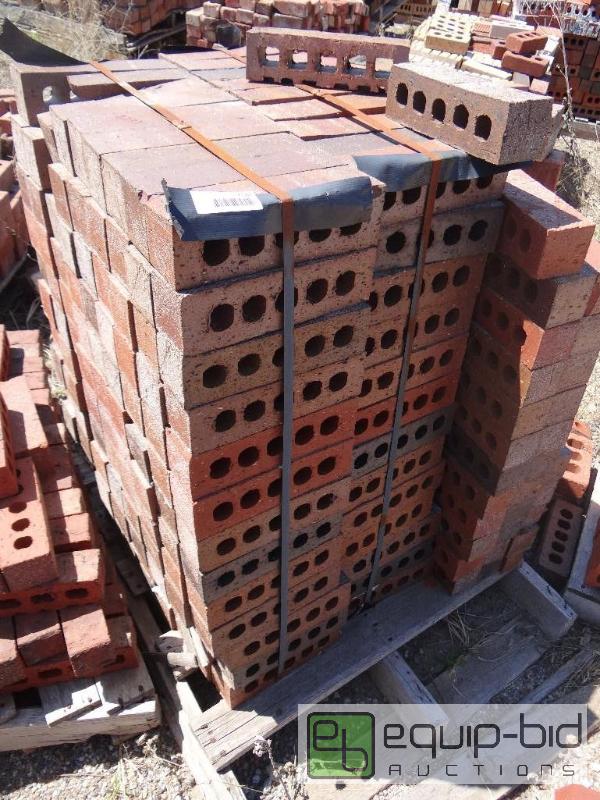 lot 2733 image: 1 Pallet of brickbuilding block.  Skid loa...