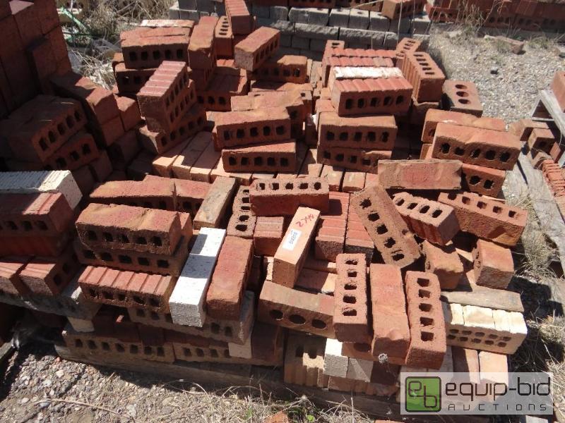 lot 2748 image: 1 Pallet of brickbuilding block.  Skid loa...