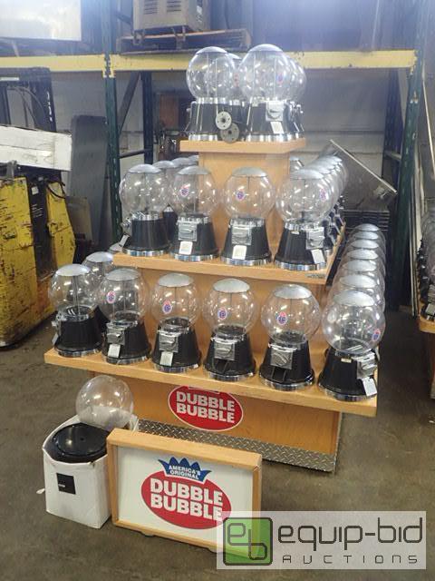 lot 1050 image: Large Dubble Bubble (42) Head Vending Machine Island