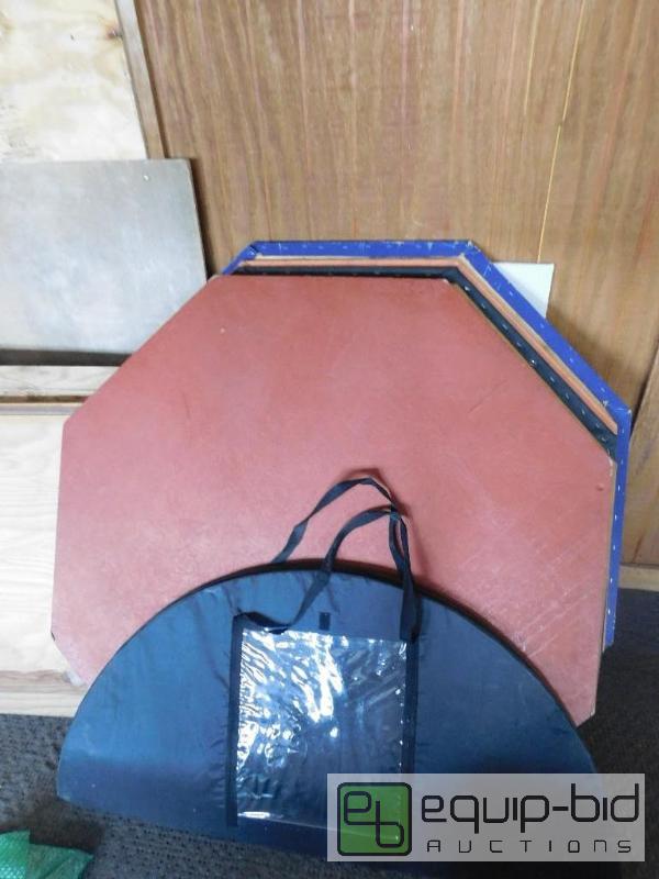 lot 5006 image: Lot Of 5 Card Tables