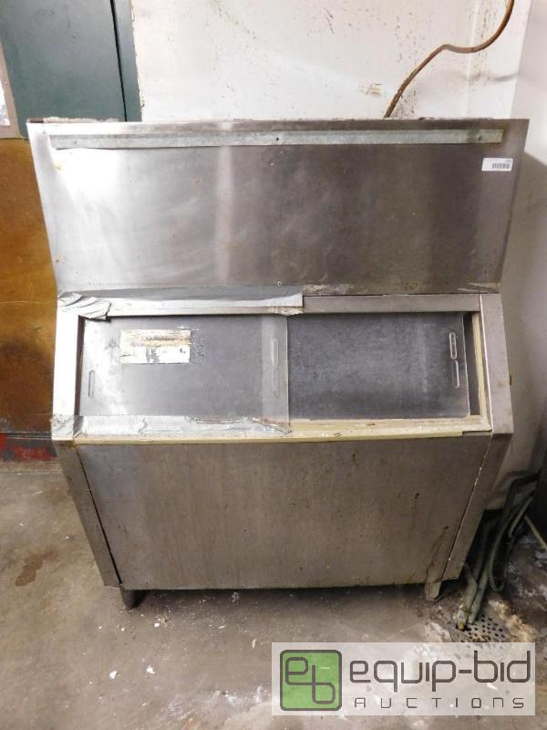 lot 1331 image: Stainless Steel Ice Bin