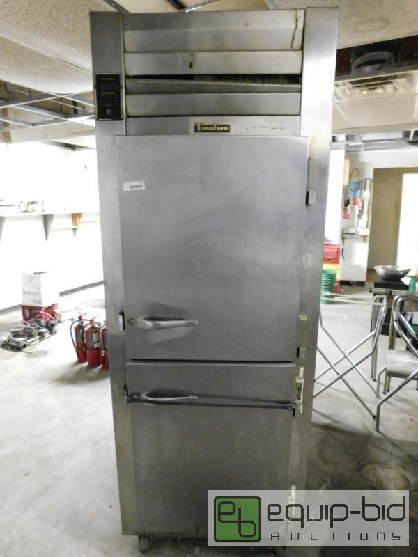 lot 1339 image: Traulsen Split Door Freezer
