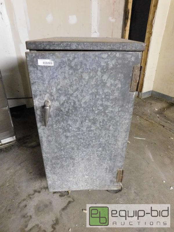 lot 1341 image: Insulated Holding Cabinet