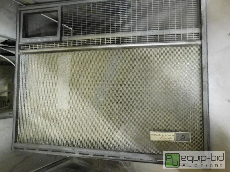 lot 1377 image: Antique Window Air Conditioner