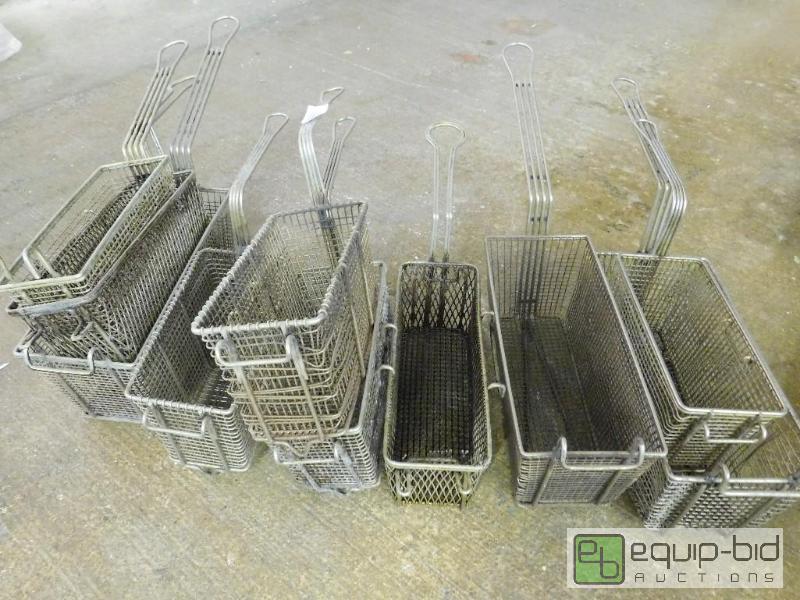 lot 1412 image: Lot of Fry Baskets