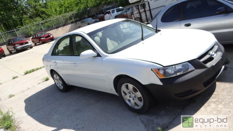 lot 3 image: 2008 Hyundai Sonata Passenger Car, VIN # 5NPET46C28H324894