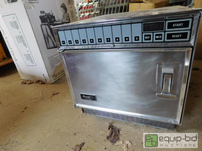 lot 307 image: Amana Commercial Counter Top Microwave Oven