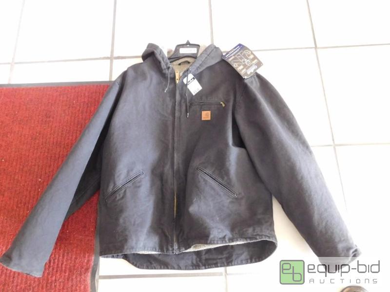lot 339 image: Carhart XL Coat New Condition
