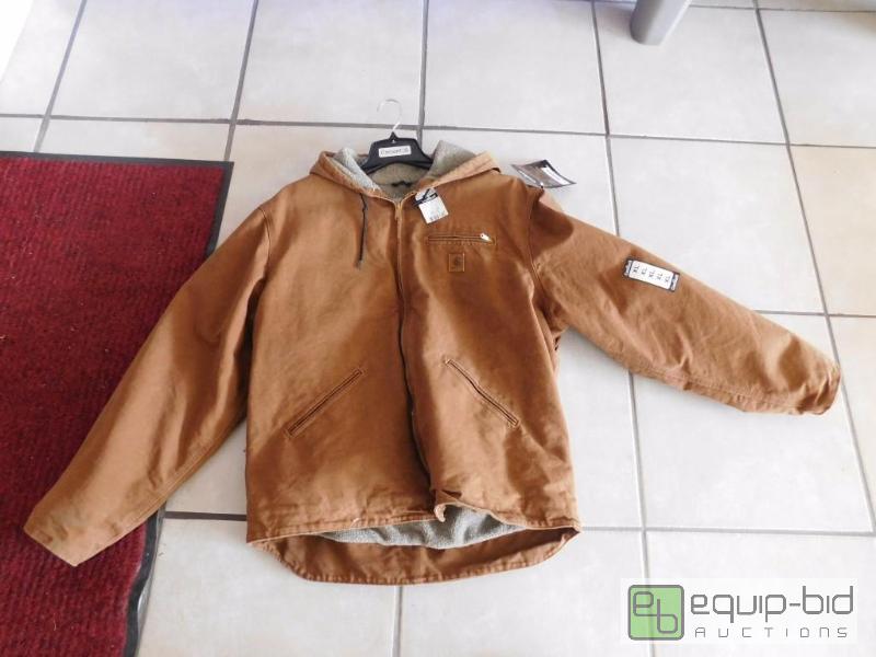 lot 340 image: Carhart XL Coat New Condition