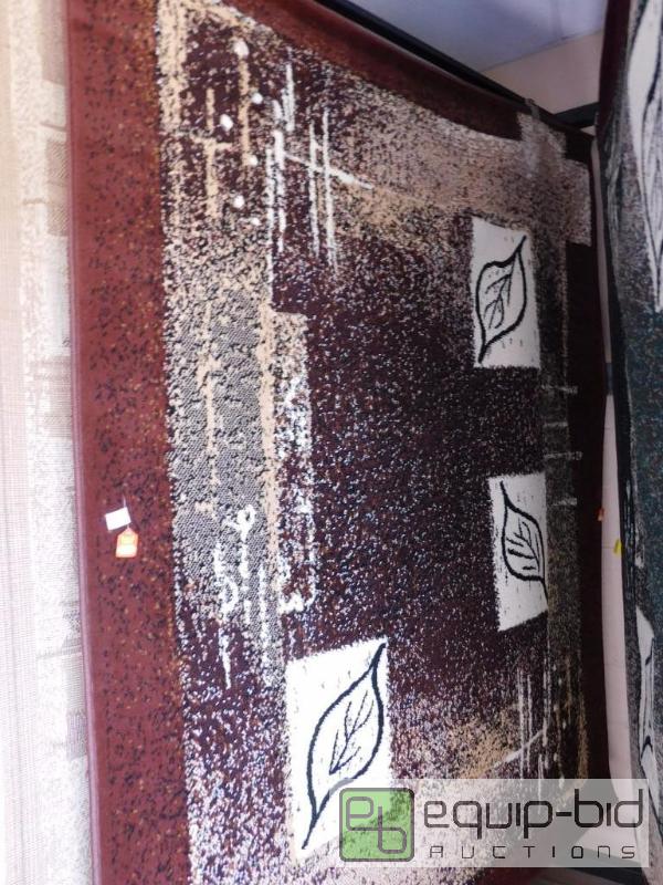 lot 364 image: Decorative Floor Rug