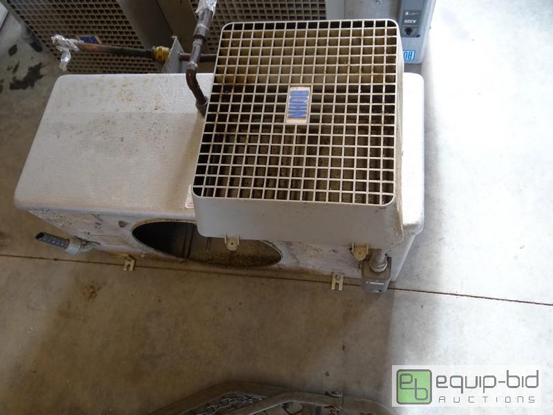 lot 410 image: Bohn Walk In Cooler Compressor And Condensor