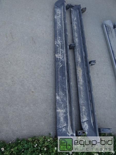 lot 440 image: Running Boards For 2007 Toyota Tacoma
