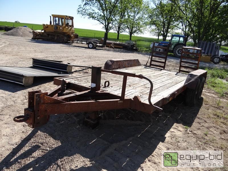 lot 464 image: 14ft Skid LoaderTrencher Trailer