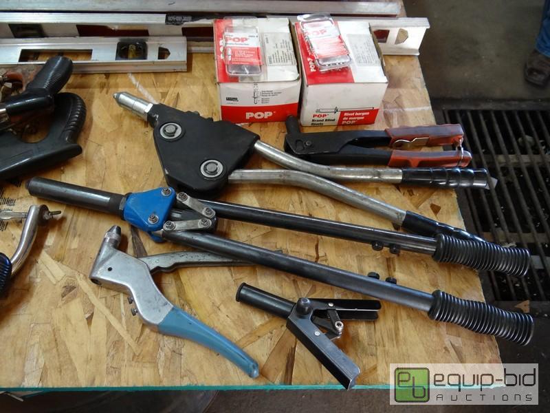 lot 512 image: Heavy Duty Rivet Sets With Extra Rivets