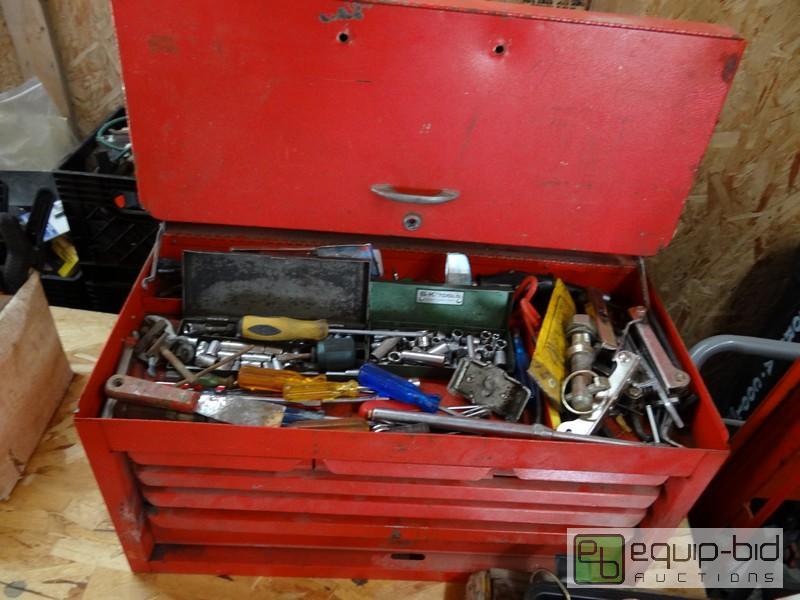 lot 519 image: Metal Tool Top Box