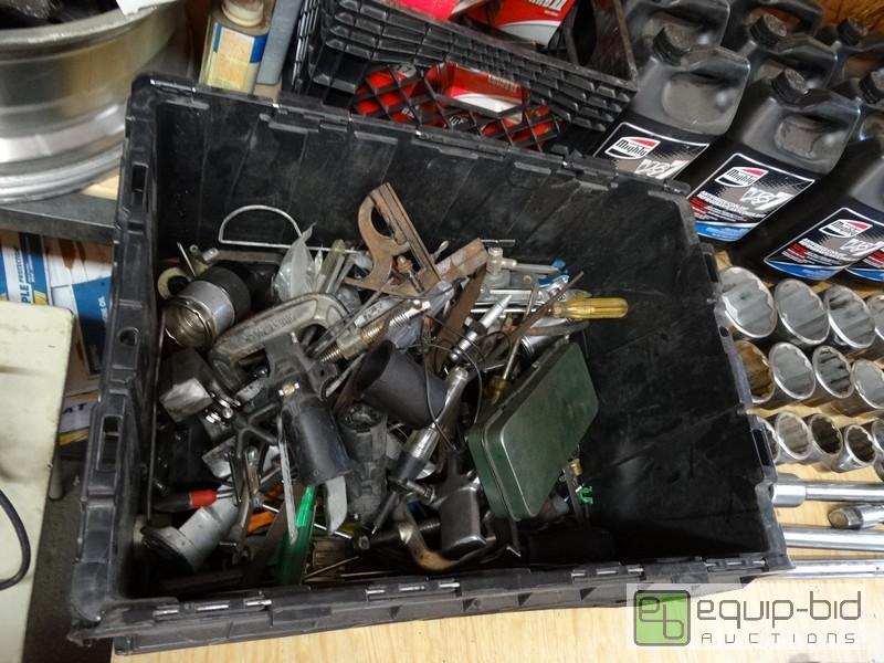 lot 538 image: Large Lot Of Misc. Hand Tools