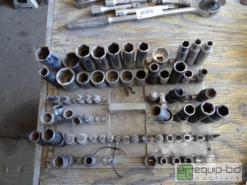 lot 572 image: Lot Of Various Size Sockets And Specialty Bits