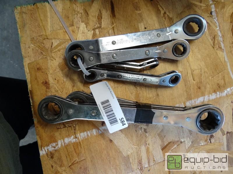 lot 584 image: Lot Of Blue Point Ratchet Wrenches