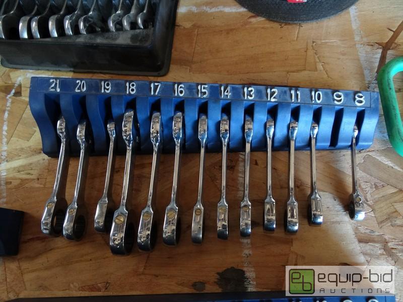 lot 589 image: CornwellBlackhawk Stuby Ratchet Wrench Set (Metric)