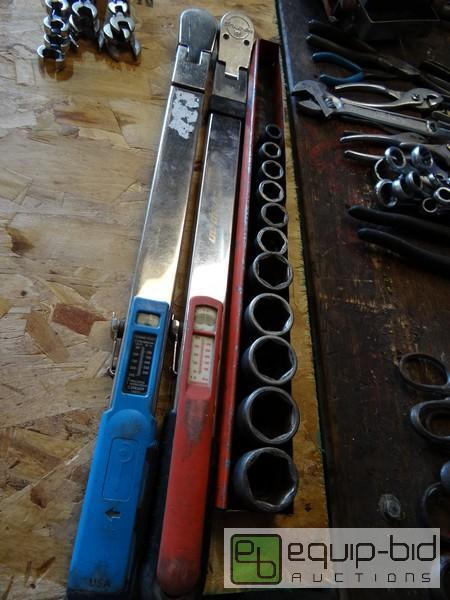 lot 610 image: Percision Instruments And Snap On Torque Wrenches