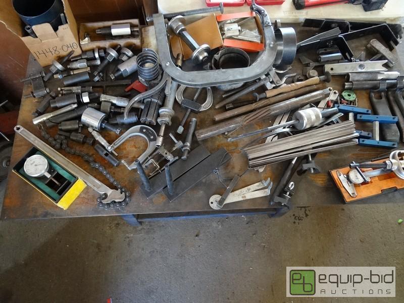 lot 624 image: Large Lot Of Specialty Engine Repair Tools
