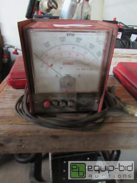 lot 631 image: Snap On Tachwell Tachometer