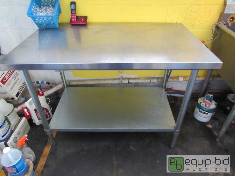 lot 213 image: 48 Stainless Top Table With Shelf Below