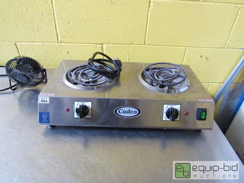 lot 216 image: Cadco 2 Element WarmerCooktop