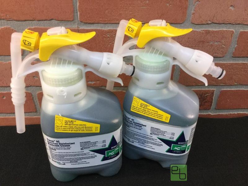 lot 35 image: Tracer SC Acid Free Disinfectant Washroom Cle...