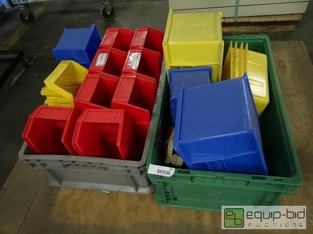 lot 397 image: Pallet Of Organizing Tubs