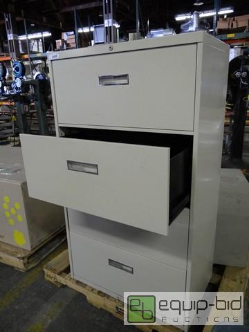 lot 511 image: 4 Drawer Lateral File Cabinet