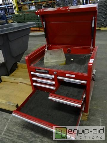 lot 512 image: Master Force 7 Drawer Top Tool Box