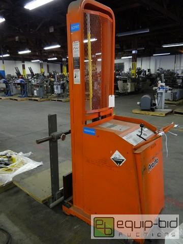 lot 544 image: Presto High Lift Order Picking Cart