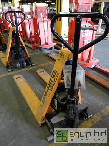 lot 556 image: Lift Rite 3000lb Capacity High Lift Pallet Jack