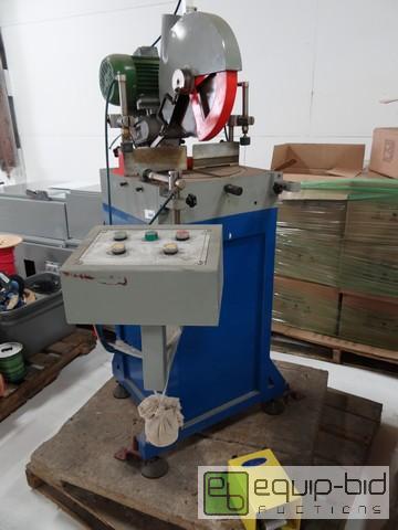 lot 574 image: Metal Cutting Saw With Air Actuated Clamps