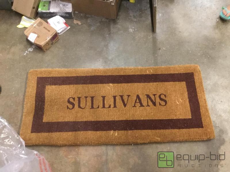 lot 159 image: Sulivans Rug