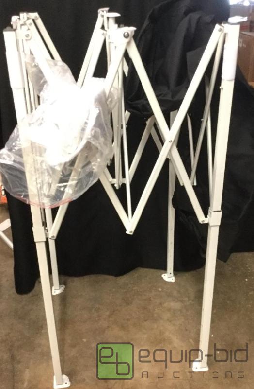 lot 160 image: Tent Canopy